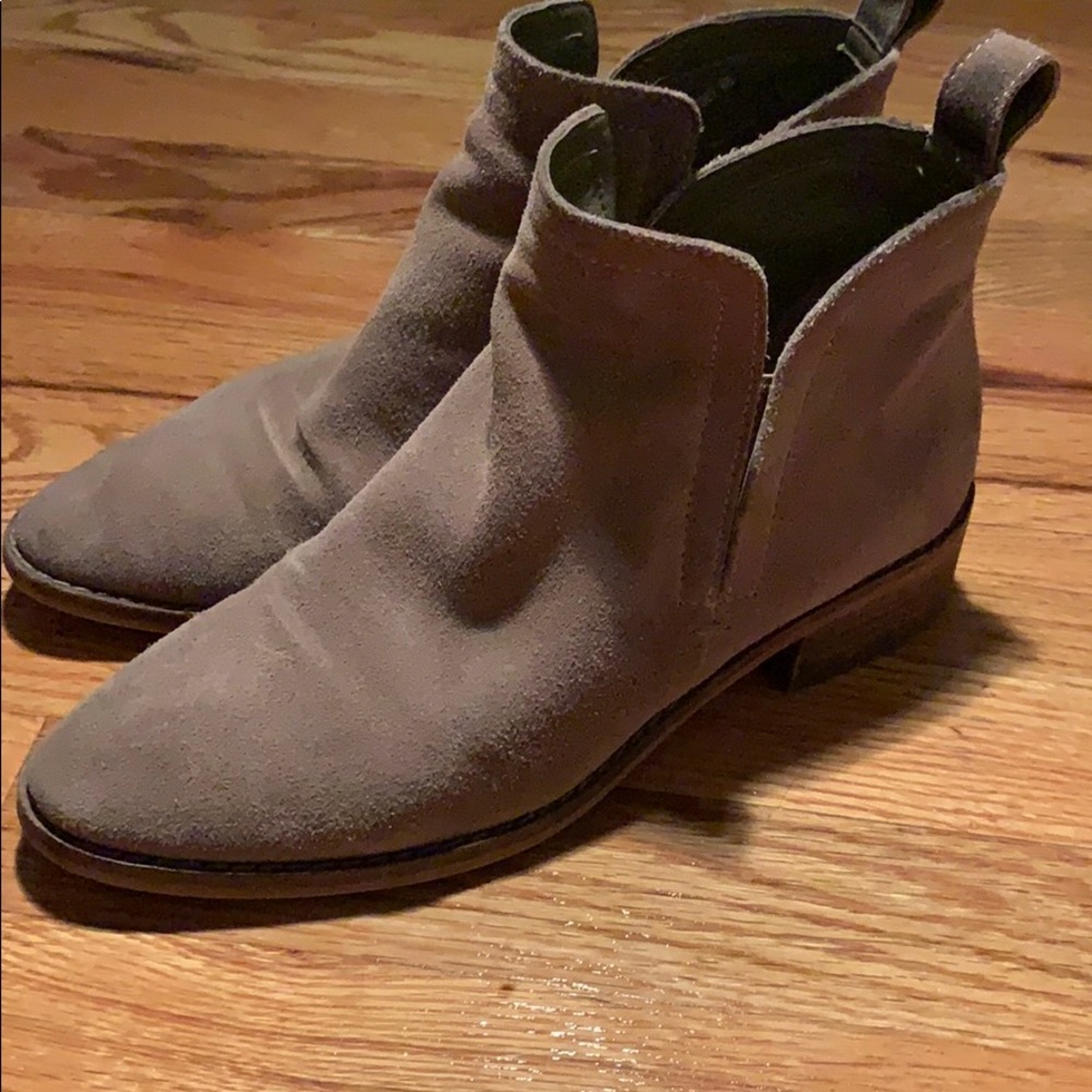 Dolce vita beige booties